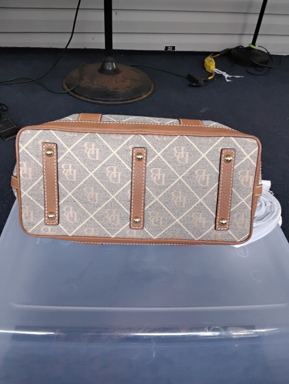 NWOT* Authentic Dooney & Burke Signature Logo Canva Shopper Tote - Picture 5 of 8